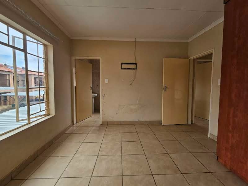 3 Bedroom Property for Sale in Waterval East North West